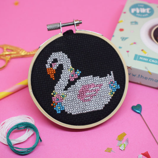 'Swan' Mini Cross Stitch - PDF Pattern