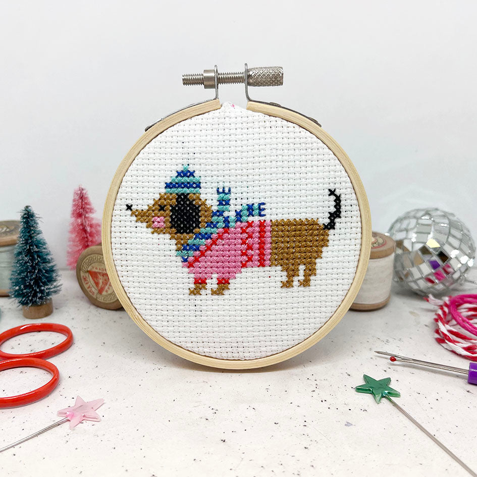 'Dachshund' Cross Stitch - PDF Pattern